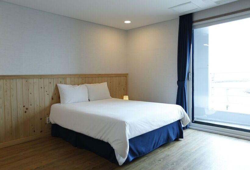 בית מלון כפרי 52