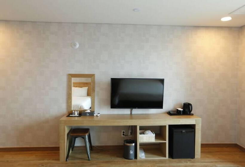 בית מלון כפרי 52