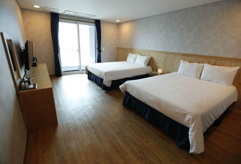 בית מלון כפרי 52