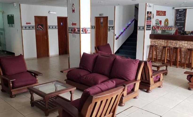 בית מלון כפרי Apm Punta Mogotes