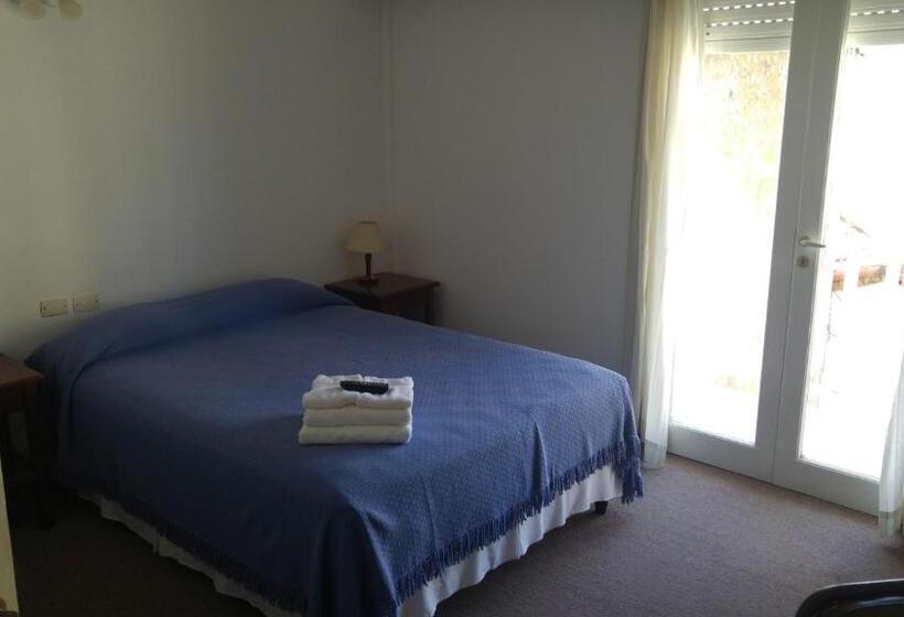 בית מלון כפרי Apm Punta Mogotes