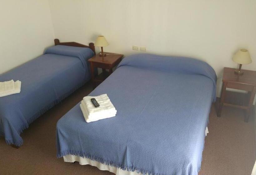 בית מלון כפרי Apm Punta Mogotes