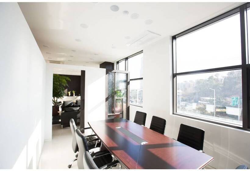 فندق L Art Gimpo