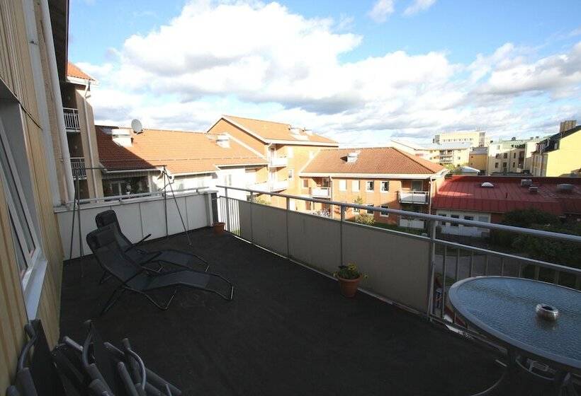 בית מלון כפרי L Linnéa