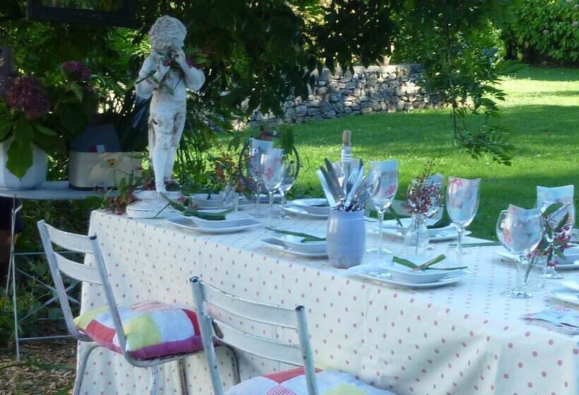 בית מלון כפרי La Casona Azul