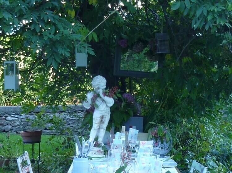 בית מלון כפרי La Casona Azul