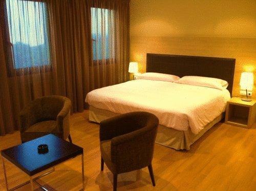 Отель Meson De Erosa