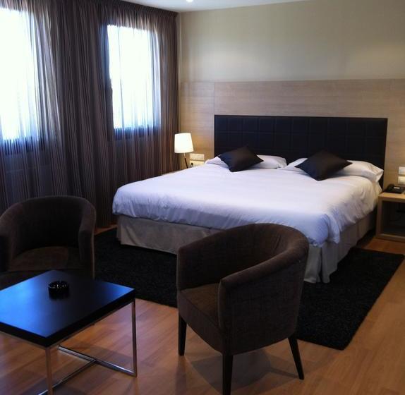 Отель Meson De Erosa