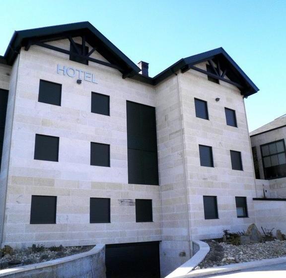 Отель Meson De Erosa