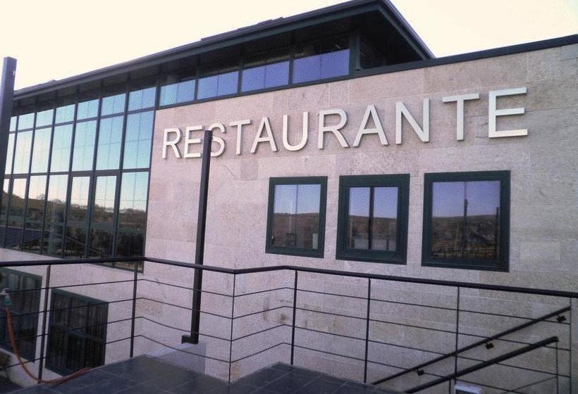 Отель Meson De Erosa