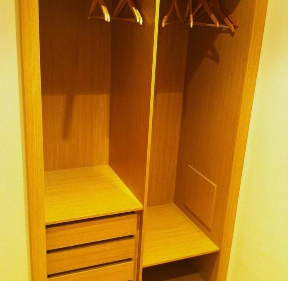 Отель Meson De Erosa