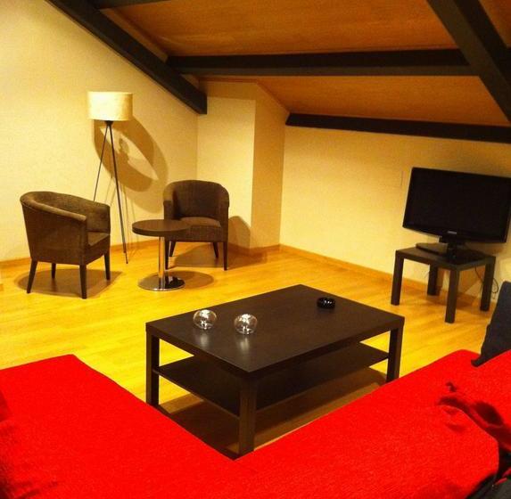 Отель Meson De Erosa