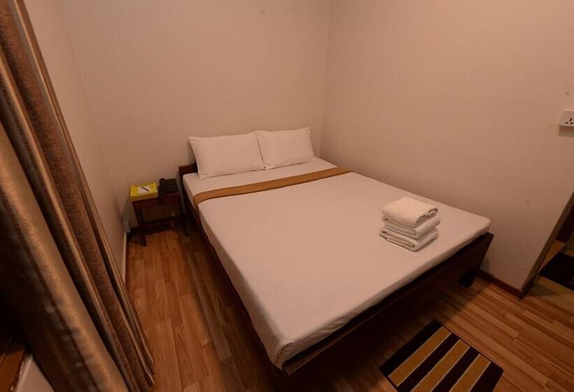 هتل Min Nandar Garden