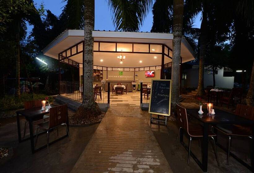 هتل Min Nandar Garden