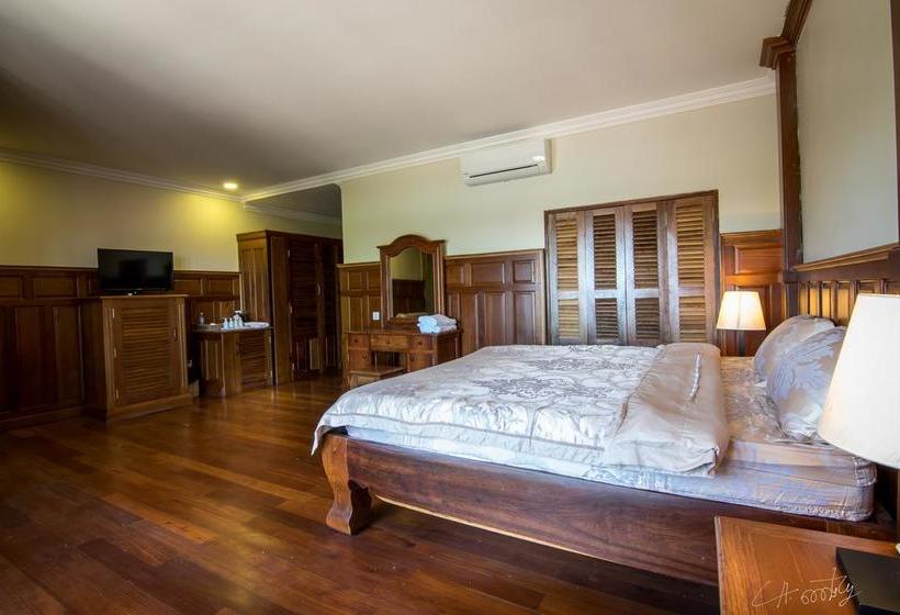 Отель Ratanakiri Boutique