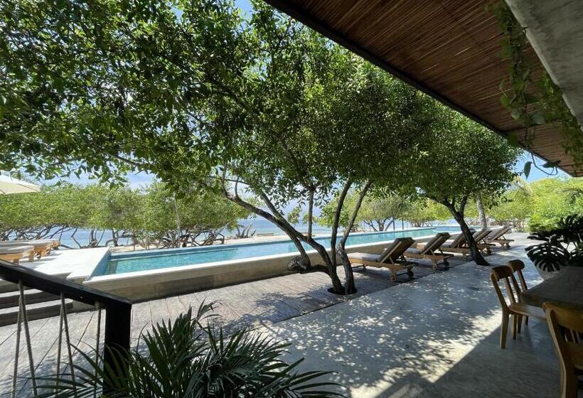 فندق Sabai Beach