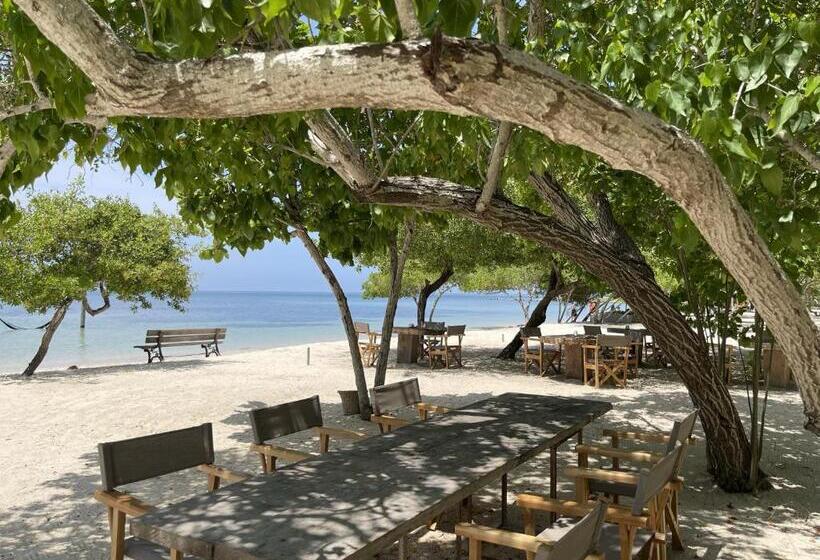 فندق Sabai Beach