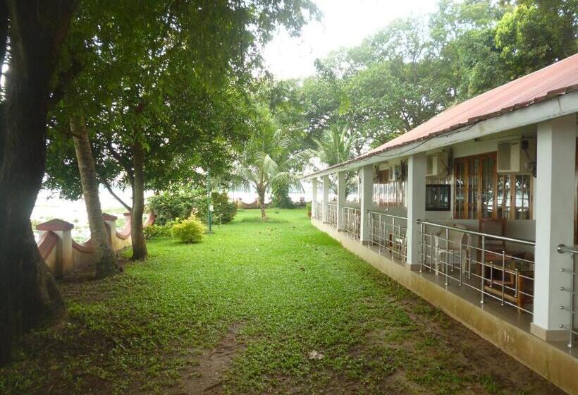 Ktdc Kumarakom Gateway Resort