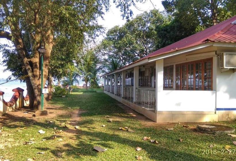 Ktdc Kumarakom Gateway Resort