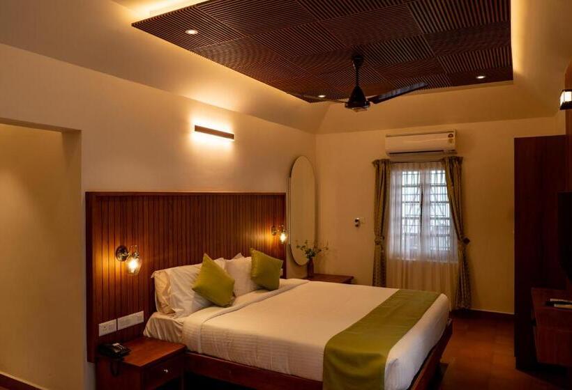 Ktdc Kumarakom Gateway Resort