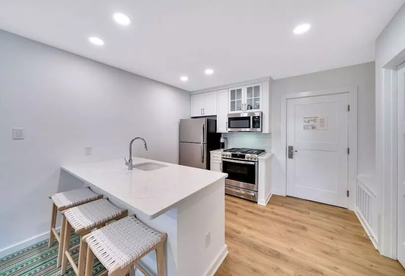 Motelli Mahalo Cape May