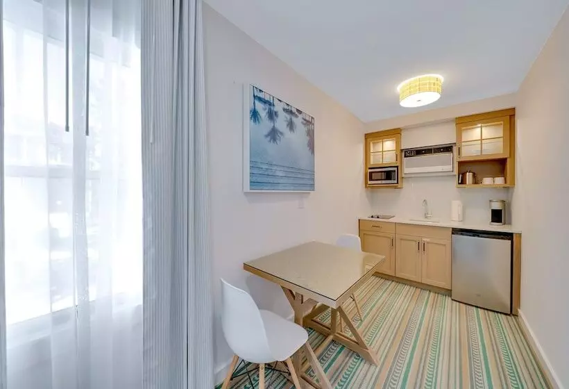 Motelli Mahalo Cape May