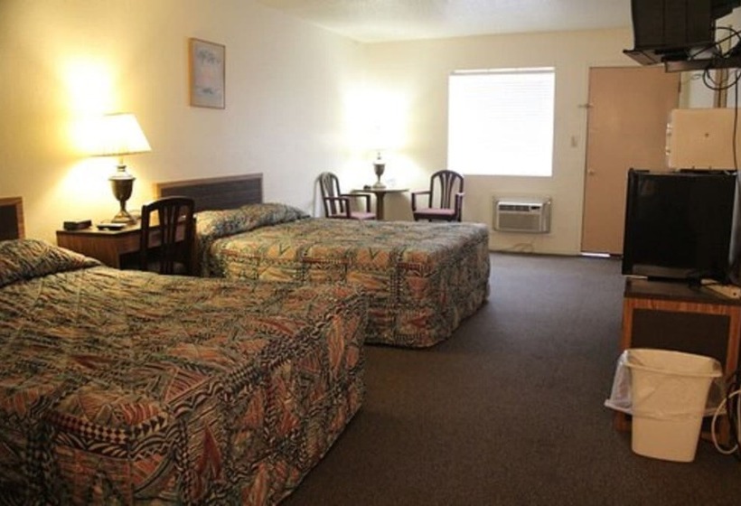 فندق على الطريق The Lake House Inn