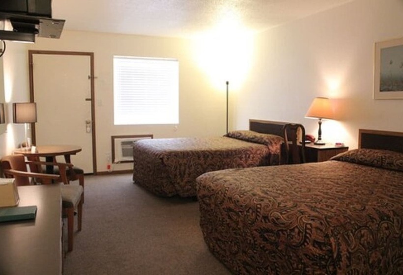 فندق على الطريق The Lake House Inn