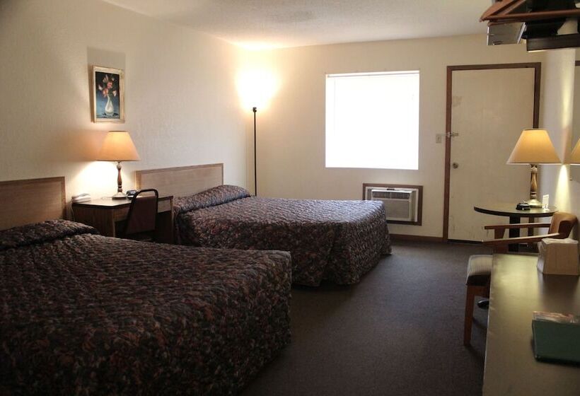 فندق على الطريق The Lake House Inn