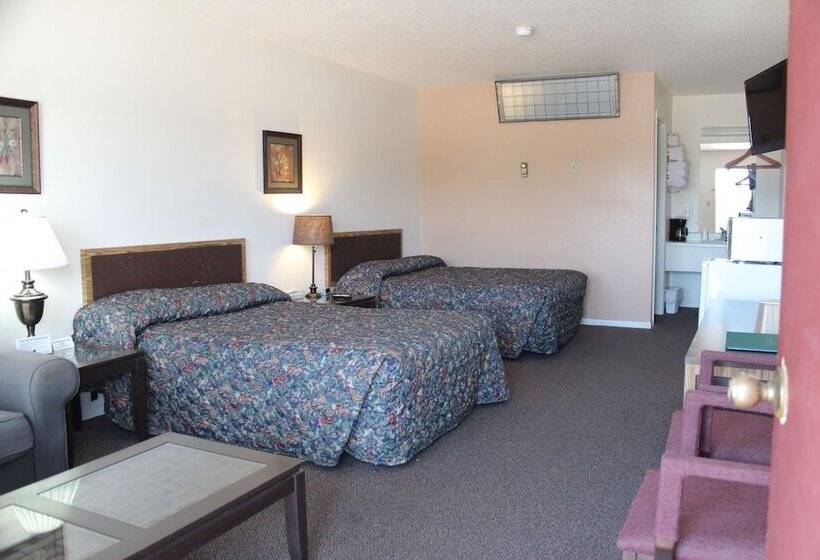 فندق على الطريق The Lake House Inn