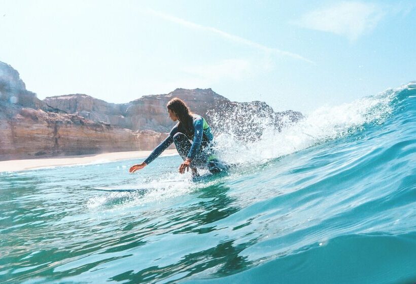 منتجع Bukubaki Eco Surf