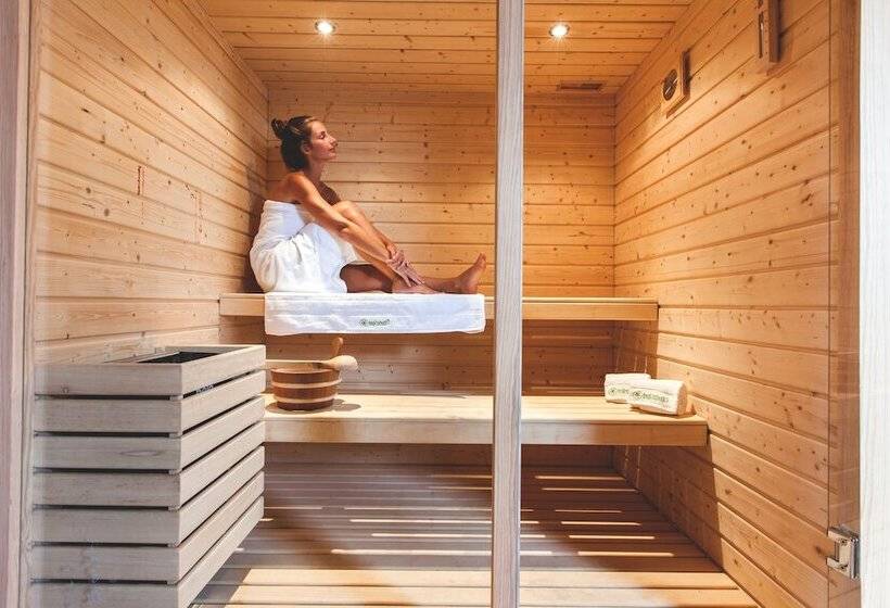 منتجع Bukubaki Eco Surf