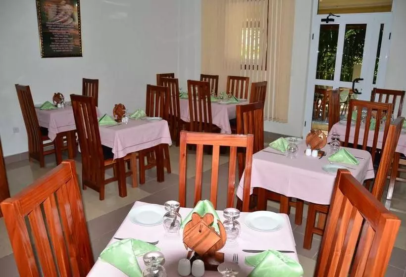 ホテル Swissgha Homes Christian Retreat & Hospitality Centre