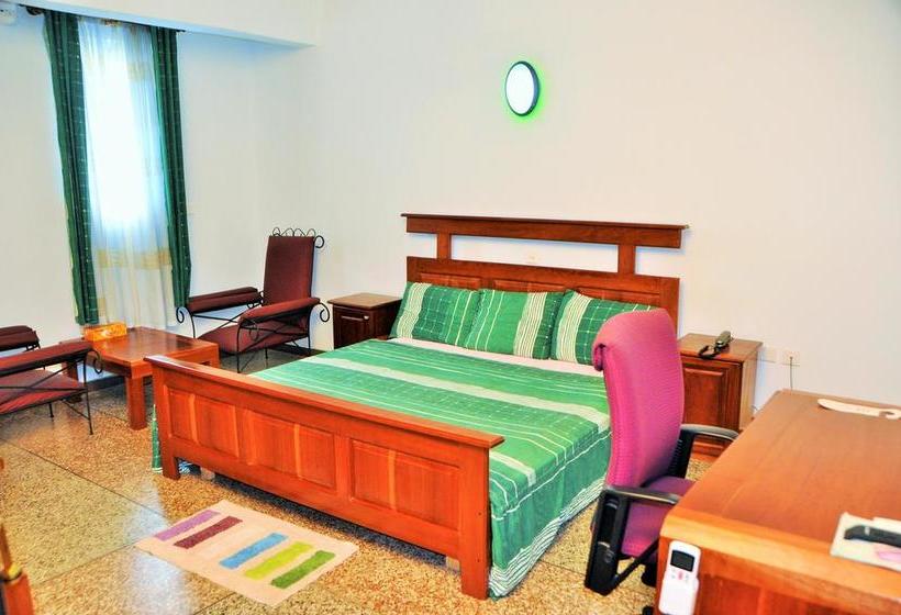 ホテル Swissgha Homes Christian Retreat & Hospitality Centre