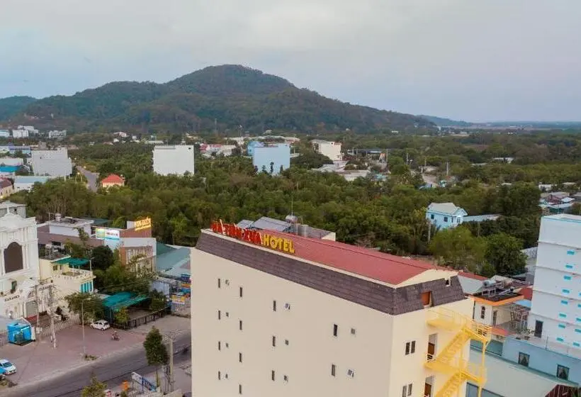 Ha Tien Xua Hotel & Resort