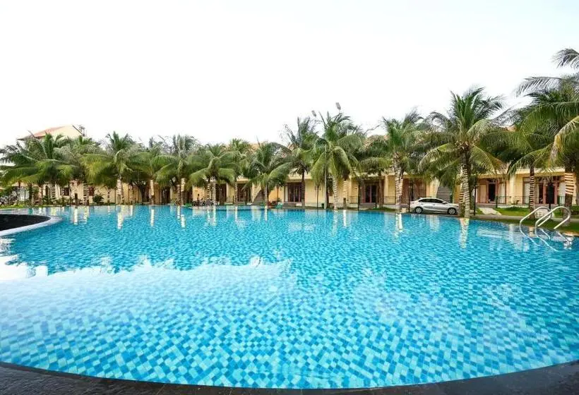 Ha Tien Xua Hotel & Resort