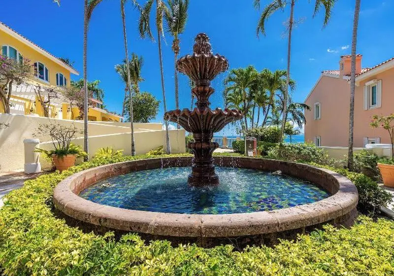 هتل Las Casitas Village At El Conquistador
