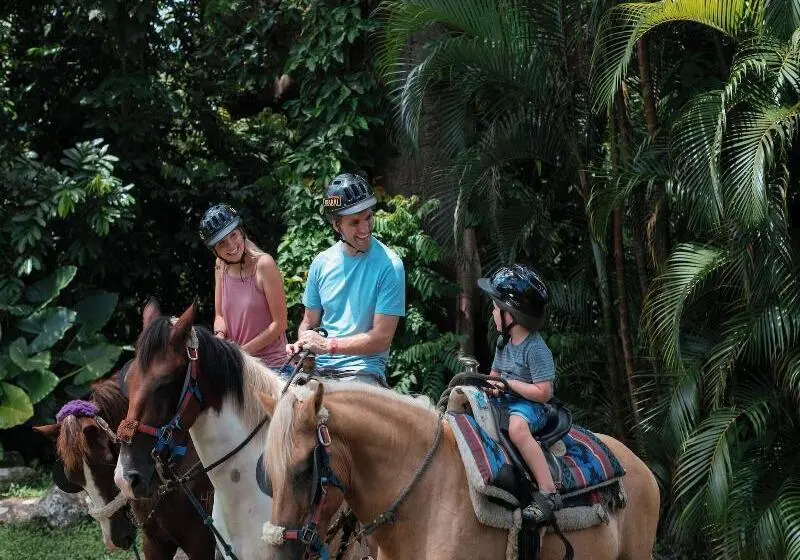 هتل Las Casitas Village At El Conquistador