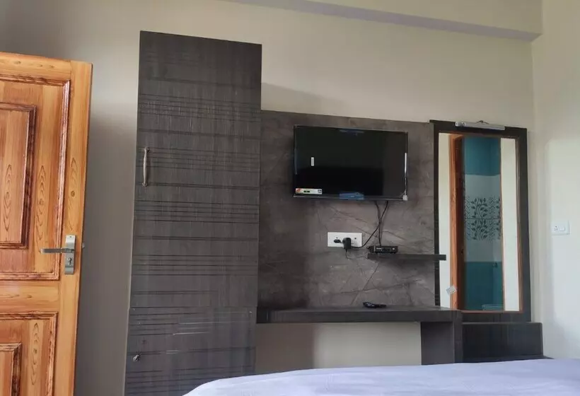 Hotelli Winter Valley Chail Homestay