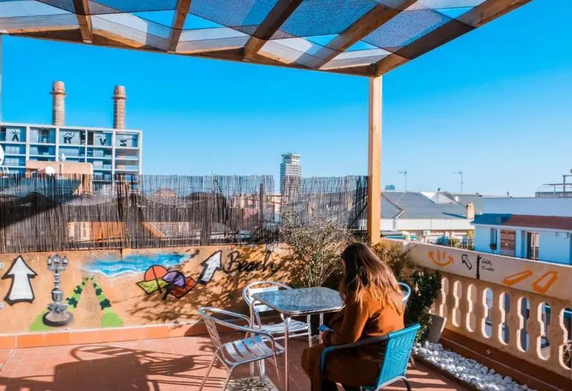 Happy People Ramblas Harbour Apartments