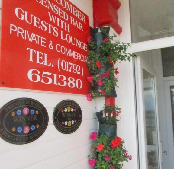 Bed and Breakfast Beachcomber