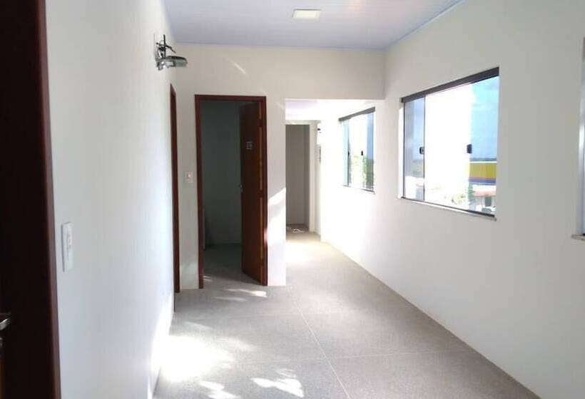 בית מלון כפרי Avenida