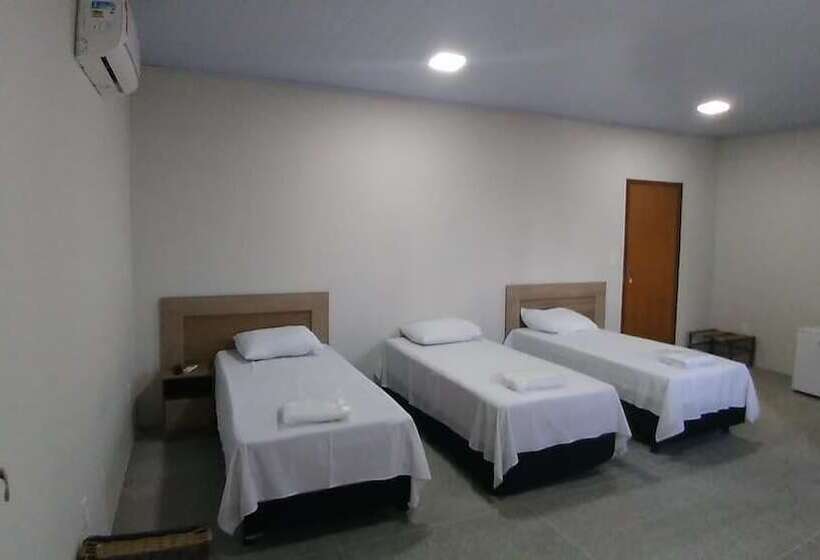 בית מלון כפרי Avenida