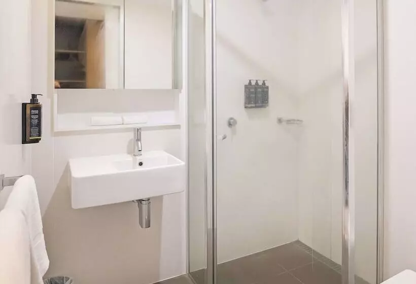 ホテル Ibis Darwin Airport