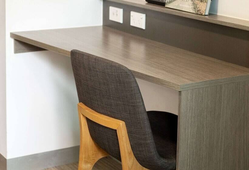 酒店 Ibis Darwin Airport