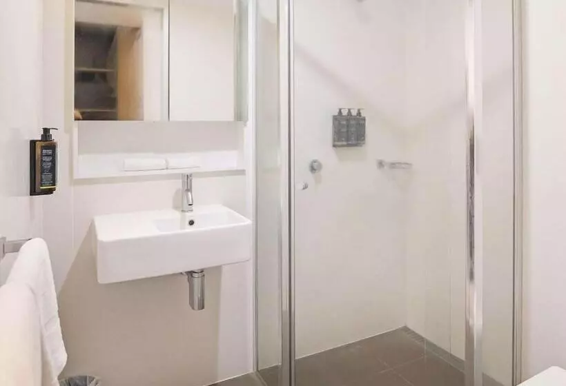 ホテル Ibis Darwin Airport