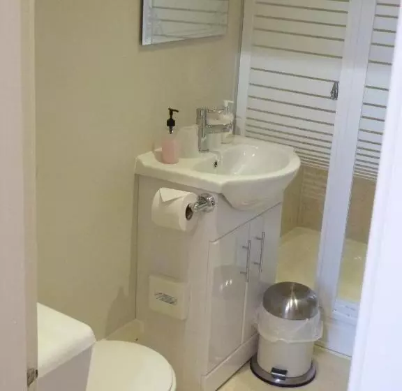 هتل Dunallan Guest House