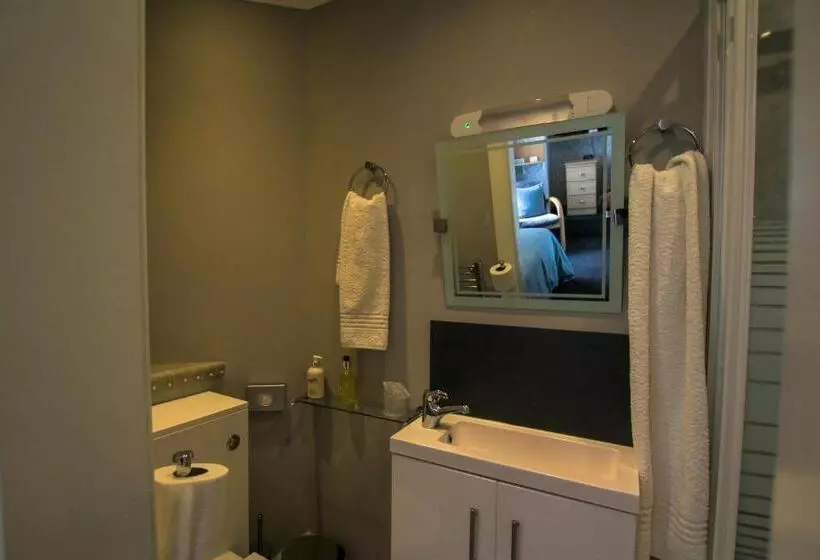 هتل Dunallan Guest House