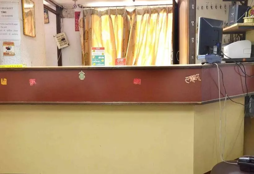 هتل Fab Prashant Deluxe