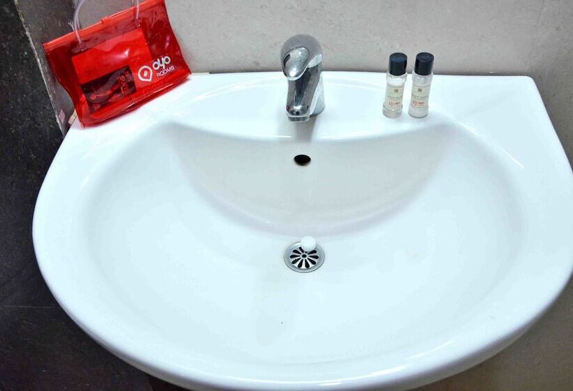 Hotel Fab Prashant Deluxe